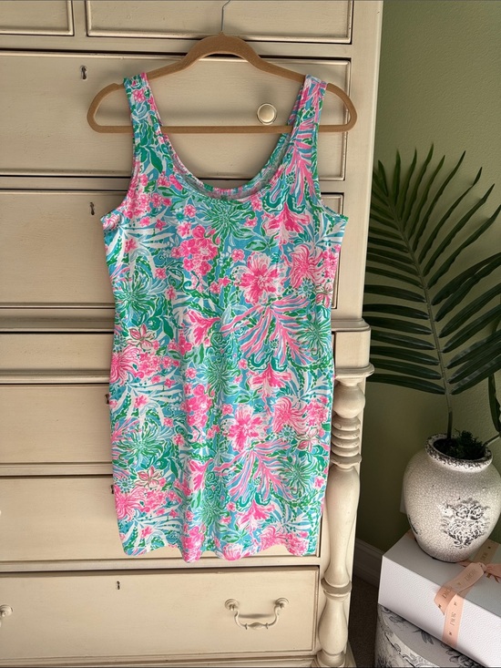 Lilly Pulitzer Dresses & Skirts - Lilly Pulitzer Newberry Dress in M